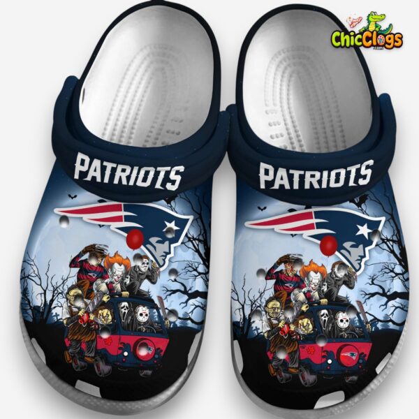 horror-halloween-crocs-patriots-bus-design-clogs-1_k427vl