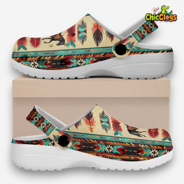 Tribal_Horse_Pattern_Classic_Crocs_For_Men_Women_Kids-1_tgdibr