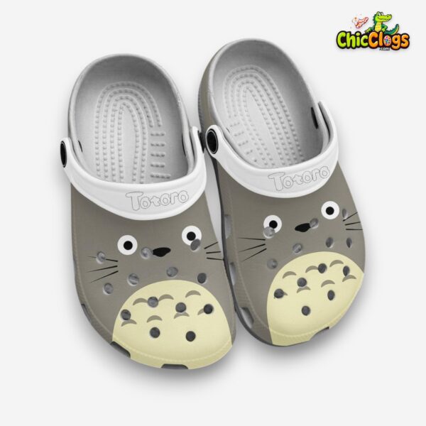 cute-neighbor-totoro-crocs-1_hi1dyq