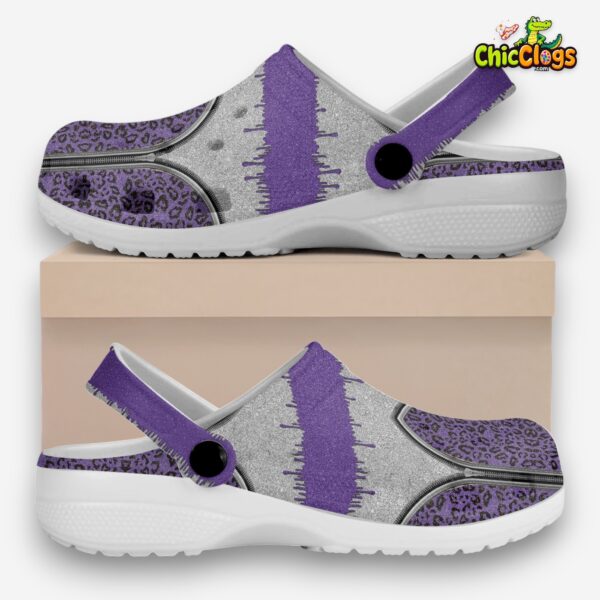 leopard-print-artwork-classic-crocs-for-men_-women_-kids-1_gyajao