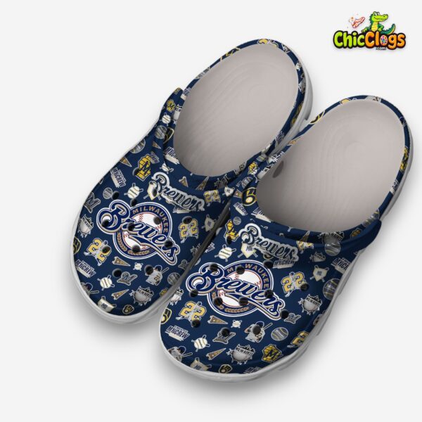 milwaukee-brewers-printed-pattern-crocs-clogs-stylish-fan-footwear-1_hd4s0v