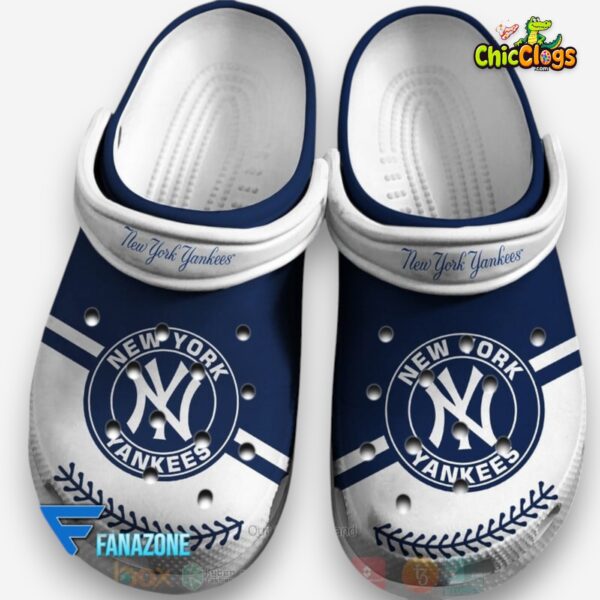 new-york-yankees-classic-crocs-nay-_-white-mlb-printed-design-footwear-1_pkjzc2