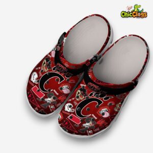 Printed Cincinnati Bearcats Crocs Clogs - NCAA Team Pattern Footwear - Image 1