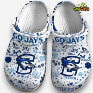 Toronto Blue Jays Classic Crocs - Stylish MLB Printed Design Footwear - Image 3