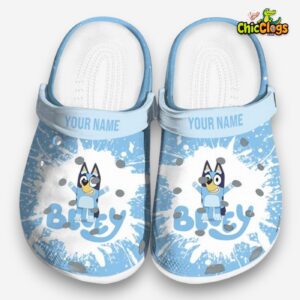 Custom Name Bluey Splatter Background Unisex Crocs Clog Shoes - Image 3