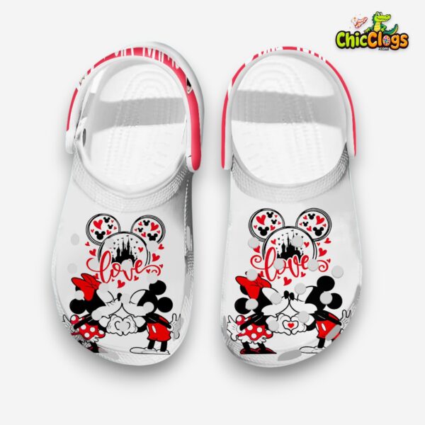 custom-name-clogs-loe-couple-mickey-and-minnie-classic-slippers-1_vava9p