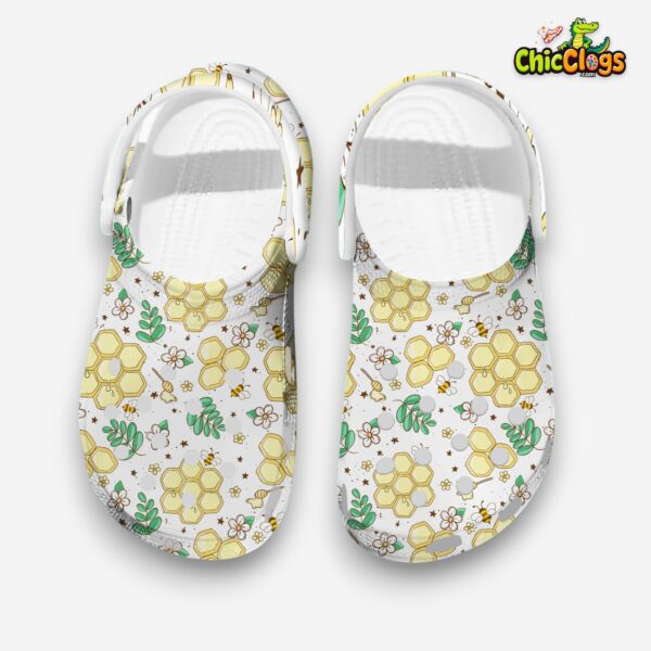 sweety-honey-comb-bee-pattern-animals-white-classic-crocs-1_pf3hxk